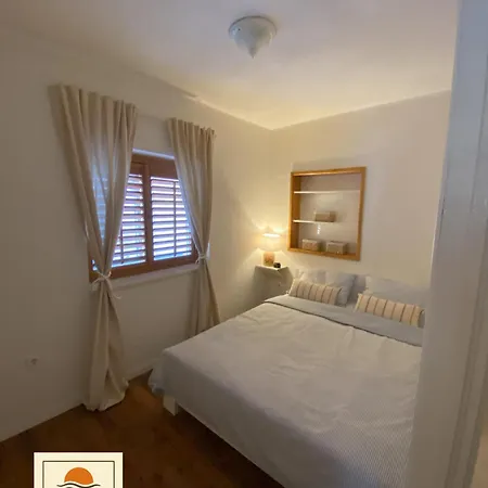 Novak * וולה לוקה